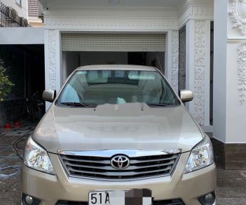 Toyota Innova   2013 - Cần bán lại xe Toyota Innova năm 2013, số sàn, giá 420tr