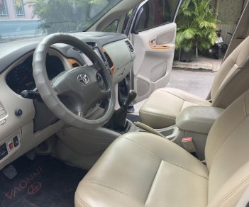 Toyota Innova     2012 - Bán Toyota Innova sản xuất 2012, giá tốt