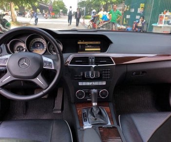 Mercedes-Benz C class   2012 - Bán Mercedes C250 2012, màu đỏ, nhập khẩu  