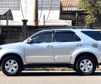 Toyota Fortuner   2.7V  2012 - Cần bán Toyota Fortuner 2.7V đời 2012, màu bạc, giá 525tr