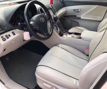 Toyota Venza   2010 - Bán Toyota Venza 3.5 AWD năm 2010, màu trắng, nhập khẩu  