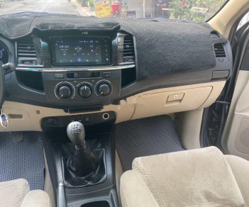 Toyota Fortuner   2015 - Bán xe Toyota Fortuner 2015, màu xám, số sàn