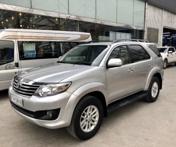 Toyota Fortuner 2.7V 2012 - Bán Toyota Fortuner 2.7V đời 2012, màu bạc, giá tốt nhất hệ thống