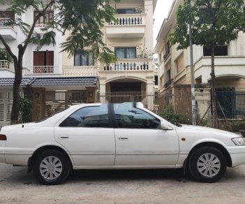 Toyota Camry   2001 - Cần bán Toyota Camry năm 2001, màu trắng, nhập khẩu  