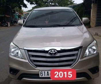 Toyota Innova   2015 - Bán Toyota Innova sản xuất năm 2015, xe chính chủ