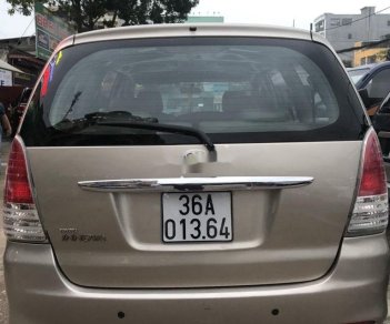 Toyota Innova 2011 - Bán ô tô Toyota Innova sản xuất năm 2011 xe gia đình