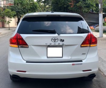 Toyota Venza   2010 - Bán Toyota Venza 3.5 AWD năm 2010, màu trắng, nhập khẩu  