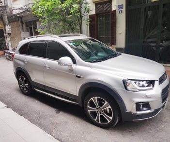 Chevrolet Captiva 2016 - Bán Chevrolet Captiva sản xuất 2016, màu bạc, giá tốt