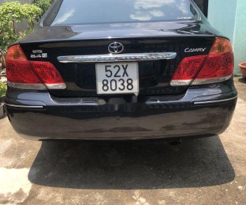 Toyota Camry   2004 - Cần bán Toyota Camry sản xuất 2004, màu đen, 330tr