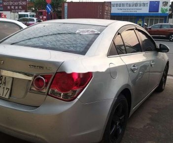 Chevrolet Cruze 2014 - Bán Chevrolet Cruze sản xuất năm 2014, giá chỉ 305 triệu