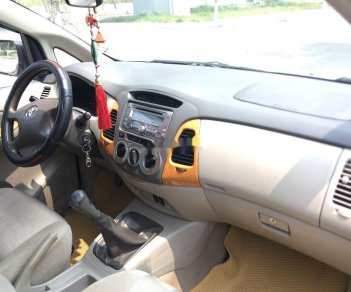 Toyota Innova   G  2008 - Cần bán gấp Toyota Innova G đời 2008, màu bạc chính chủ