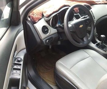 Chevrolet Cruze 2014 - Bán Chevrolet Cruze sản xuất năm 2014, giá chỉ 305 triệu