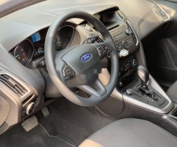 Ford Focus   2019 - Bán xe Ford Focus đời 2019, màu trắng, giá 595tr