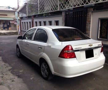 Chevrolet Aveo   2017 - Cần bán xe Chevrolet Aveo 2017, màu trắng, xe gia đình