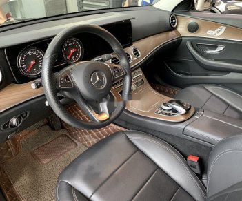 Mercedes-Benz E class 2019 - Bán xe Mercedes sản xuất năm 2019