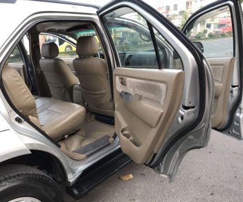 Toyota Fortuner   2011 - Xe Toyota Fortuner sản xuất năm 2011, màu bạc chính chủ