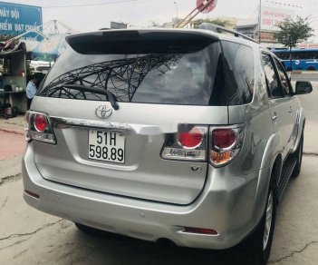 Toyota Fortuner 2012 - Bán Toyota Fortuner sản xuất 2012, giá 569tr