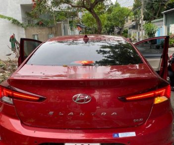 Hyundai Elantra   2019 - Cần bán gấp Hyundai Elantra 2019, màu đỏ, giá 630tr