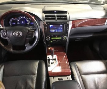 Toyota Camry 2013 - Bán Toyota Camry năm sản xuất 2013, màu đen