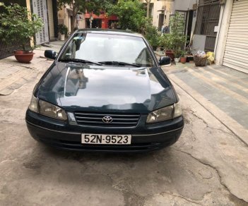 Toyota Camry   1998 - Cần bán lại xe Toyota Camry năm sản xuất 1998 xe gia đình