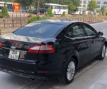 Ford Mondeo   2010 - Bán Ford Mondeo đời 2010, màu đen, xe gia đình