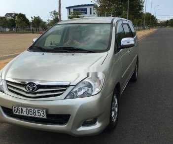 Toyota Innova 2008 - Cần bán Toyota Innova đời 2008, màu bạc, 280 triệu