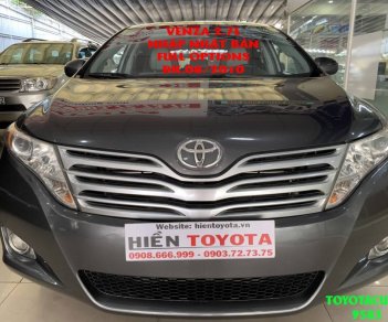 Toyota Venza  2.7L  2010 - Cần bán gấp Toyota Venza 2.7L đời 2010, màu xám, nhập khẩu như mới, giá 750tr