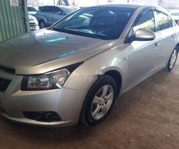 Chevrolet Cruze   2013 - Bán Chevrolet Cruze sản xuất năm 2013, màu bạc, giá tốt