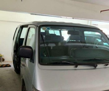 Toyota Hiace   2003 - Cần bán xe Toyota Hiace năm 2003, màu bạc
