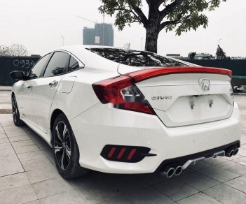 Honda Civic 2017 - Bán Honda Civic sản xuất năm 2017, nhập khẩu nguyên chiếc