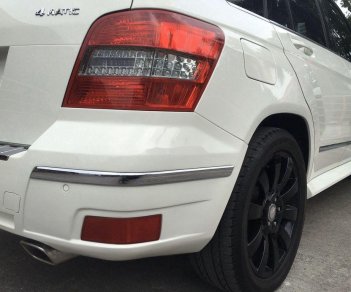 Mercedes-Benz GLK Class   2009 - Bán xe Mercedes GLK300 đời 2009, màu trắng, 612 triệu