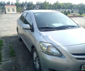 Toyota Vios   2010 - Bán Toyota Vios sản xuất 2010, màu bạc, xe gia đình 