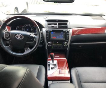 Toyota Camry 2.5Q 2014 - Bán xe Toyota Camry 2.5Q sản xuất năm 2014, màu nâu, số tự động