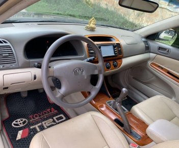 Toyota Camry   2004 - Cần bán gấp Toyota Camry 2004, màu đen, xe nhập  