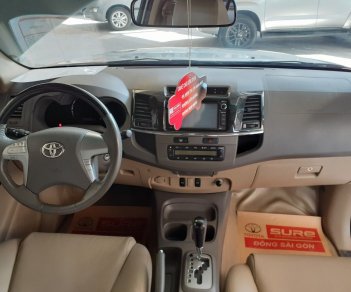 Toyota Fortuner 2.7V 2013 - Cần bán Toyota Fortuner 2.7V năm sản xuất 2013, màu bạc, 670tr