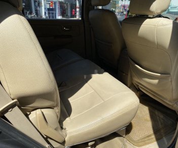 Toyota Fortuner 2010 - Bán xe Toyota Fortuner sản xuất năm 2010, 438 triệu