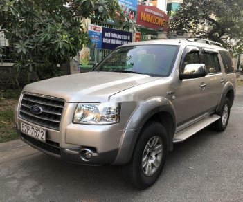 Ford Everest 2008 - Cần bán gấp Ford Everest đời 2008, màu xám, giá tốt