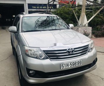 Toyota Fortuner 2012 - Bán Toyota Fortuner sản xuất 2012, giá 569tr