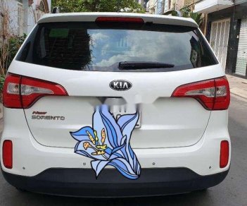 Kia Sorento   2016 - Bán Kia Sorento sản xuất năm 2016, màu trắng, số tự động 