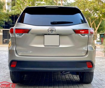 Toyota Highlander 2016 - Bán xe Toyota Highlander năm sản xuất 2016, màu vàng, nhập khẩu nguyên chiếc