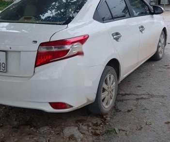 Toyota Vios 2018 - Bán Toyota Vios E MT năm sản xuất 2018, màu trắng số sàn, giá 395tr