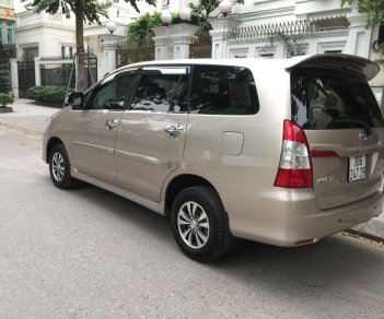 Toyota Innova   2014 - Cần bán Toyota Innova 2014, màu vàng cát, xe gia đình