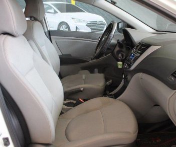 Hyundai Accent   2015 - Bán Hyundai Accent đời 2015, màu trắng, nhập khẩu nguyên chiếc, giá chỉ 438 triệu