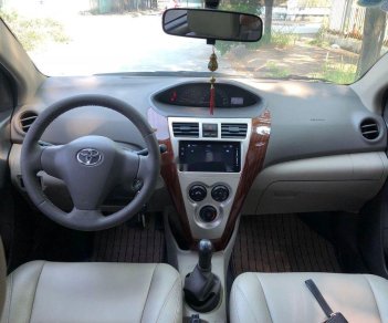 Toyota Vios  E   2014 - Cần bán Toyota Vios E năm 2014 số sàn, 290tr