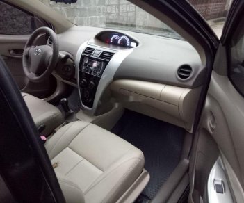 Toyota Vios 2010 - Bán ô tô Toyota Vios đời 2010, màu đen số sàn