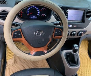 Hyundai Grand i10   2017 - Bán Hyundai Grand i10 đời 2017, màu bạc số sàn, 315tr