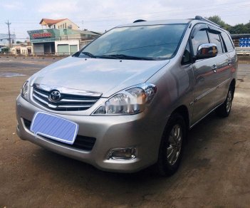 Toyota Innova   2010 - Bán Toyota Innova sản xuất năm 2010, màu bạc, nhập khẩu nguyên chiếc số tự động