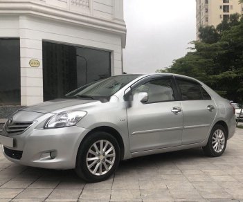 Toyota Vios 2010 - Bán lại xe Toyota Vios 1.5E năm 2010, màu bạc, 229tr