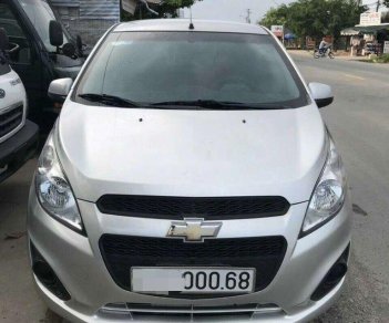 Chevrolet Spark 2016 - Bán xe Chevrolet Spark Van đời 2016, màu bạc xe gia đình