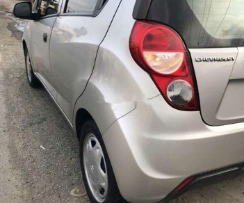 Chevrolet Spark 2016 - Bán xe Chevrolet Spark Van đời 2016, màu bạc xe gia đình